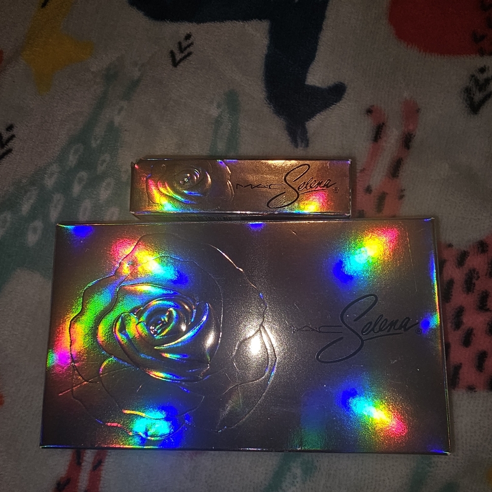 Selena X Mac